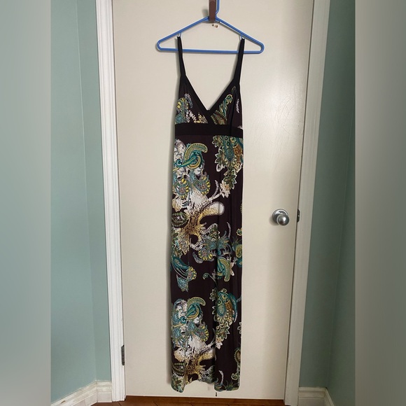 Majora long brown patterned dress. Size large - Picture 4 of 11